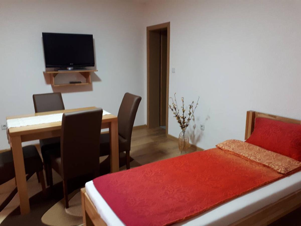 Apartmani Tajra Visoko Extérieur photo